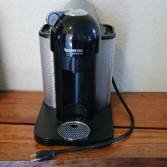 Nespresso VertuoLine Coffee Machine - Picture 2 of 11